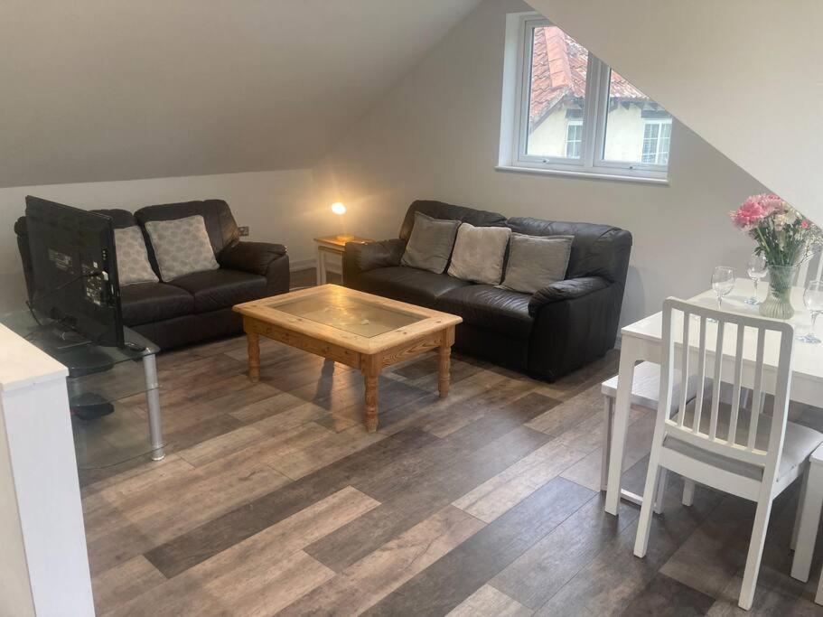 Ruby'S Retreat! Farm Stay! North Devon! Sleeps 6! Beaches Exmoor! Barnstaple Exterior foto