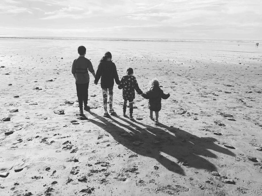 Ruby'S Retreat! Farm Stay! North Devon! Sleeps 6! Beaches Exmoor! Barnstaple Exterior foto